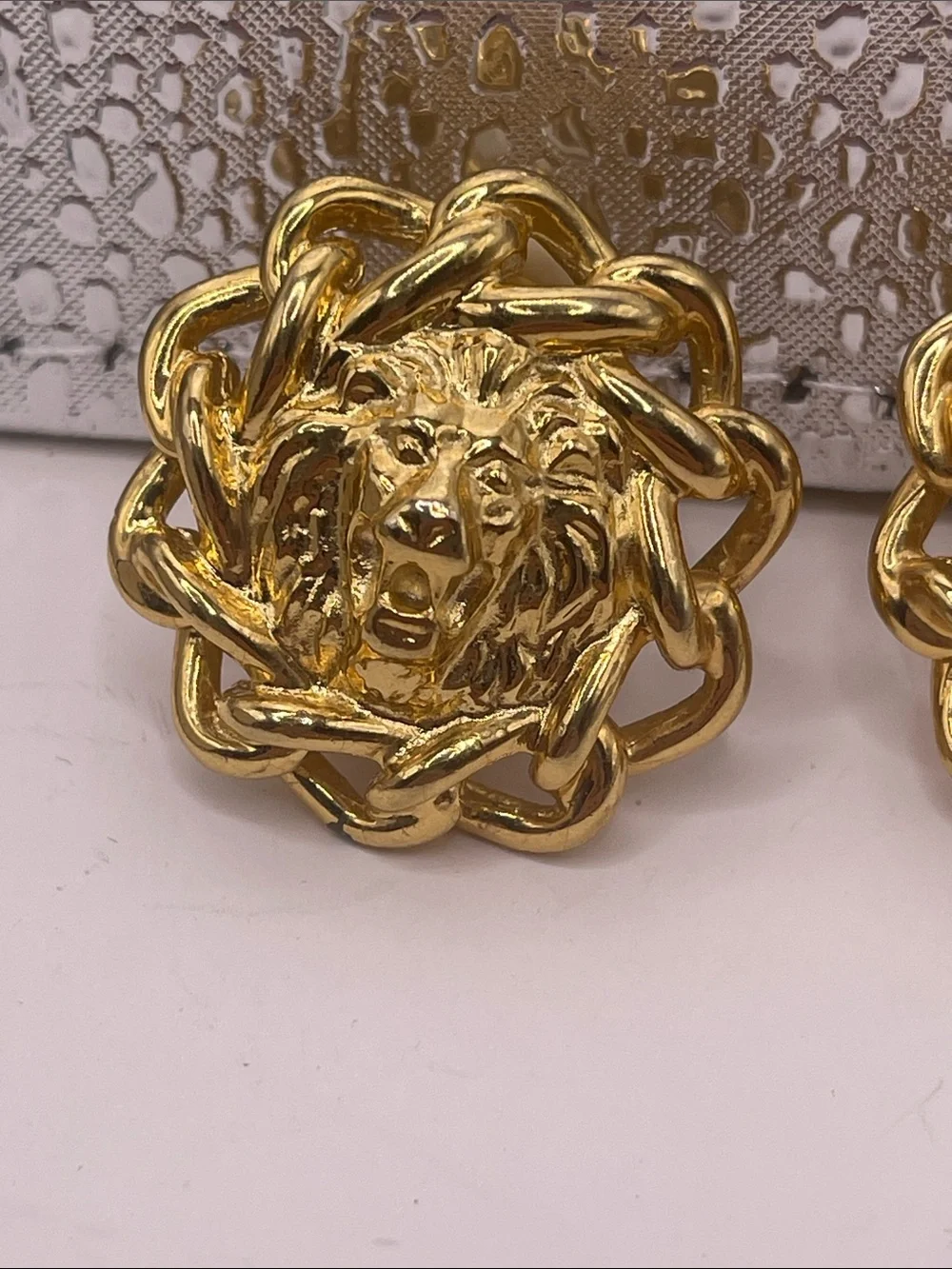 07.08.26-6 Vintage Goldtone Lion Head Statement Clip-On Earrings